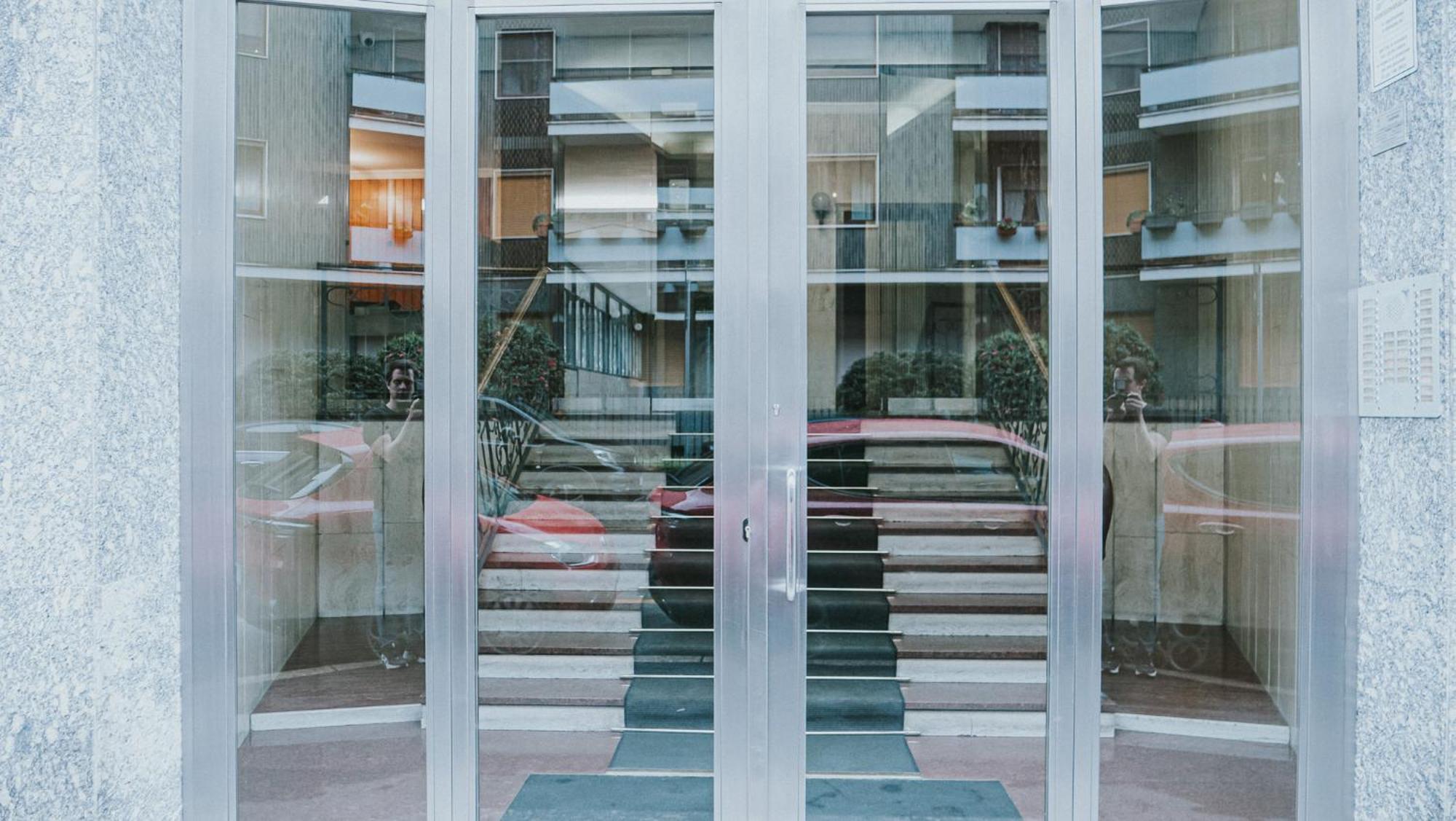 Prestige Boutique Homes - City Center Milano Eksteriør billede